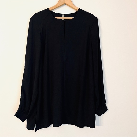 Seven7 Melissa McCarthy Black Keyhole Top Blouse Plus 0X - Picture 1 of 7